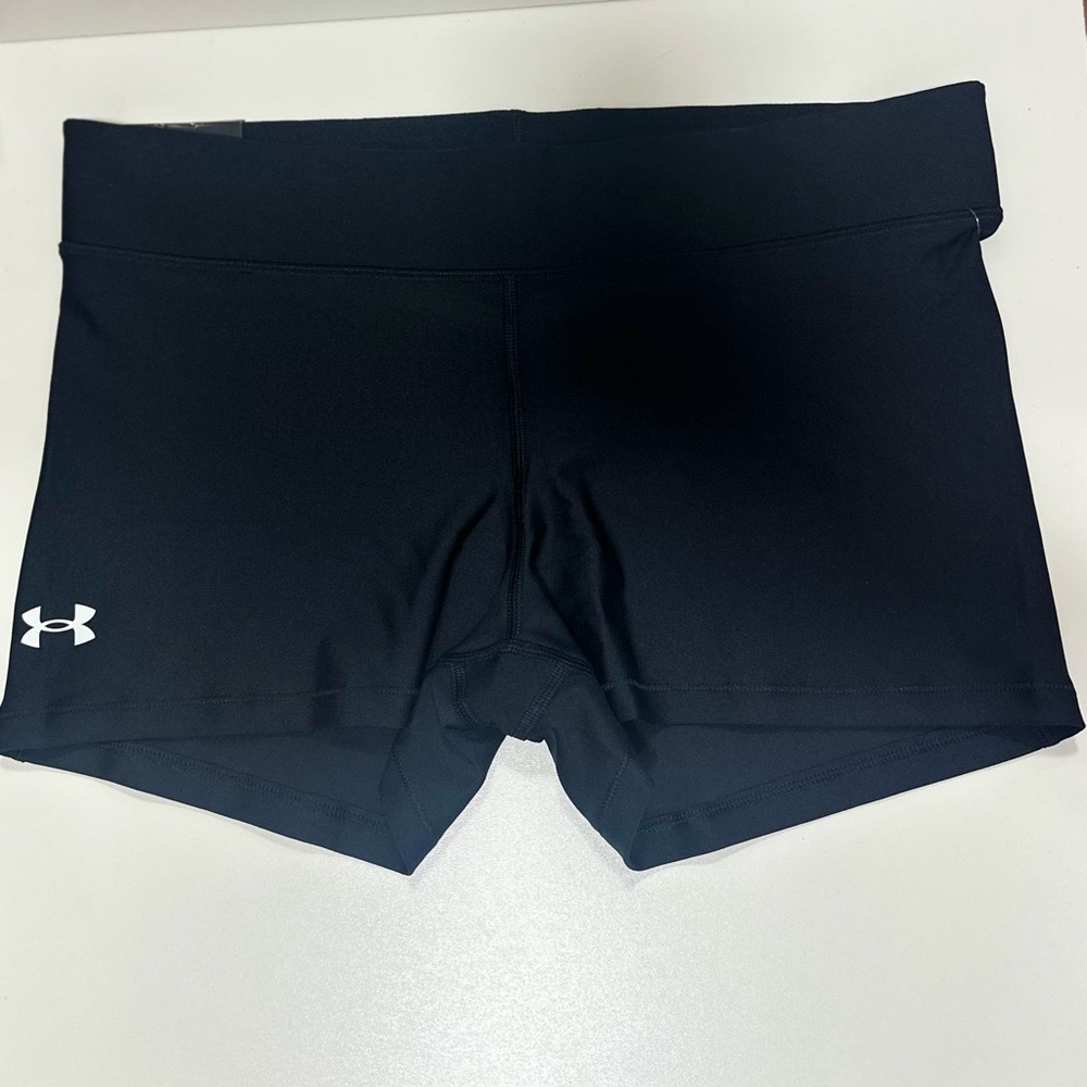 Under Armour Women's Black Compression Shorts- mid rise shorty NWT